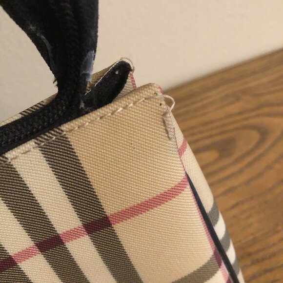 Burberry Pochette Bag - Picture 11 of 12